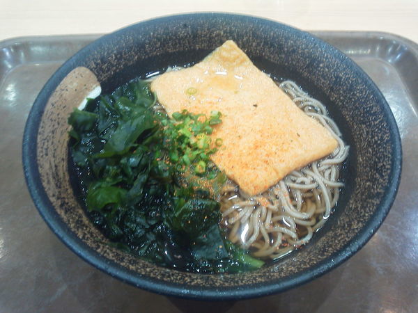 「めん家そば 460円+tax」@めん家 那覇メインプレイス店の写真