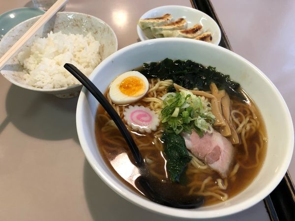 「醤油ラーメンセット」@手打ラーメン ほうらいの写真