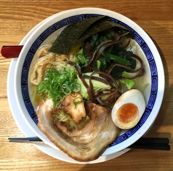 「中華そば 塩 ＋ 野菜盛り」@中華そば もり川の写真