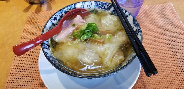 「塩煮干ワンタン中華そば」@柴崎亭の写真