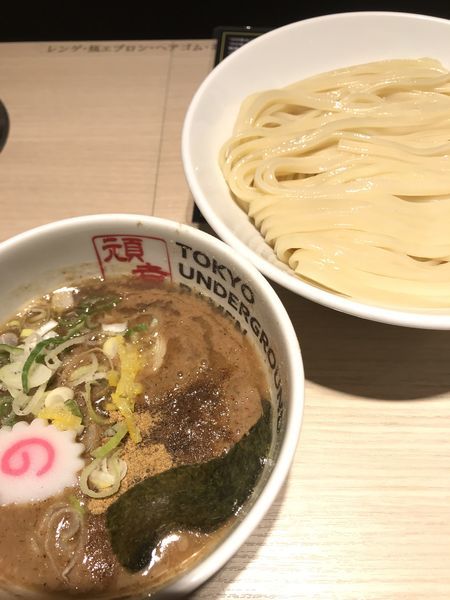 「つけ麺、中」@TOKYO UNDER GROUND RAMEN 頑者の写真