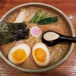 らーめん。（こってり味玉）