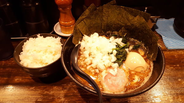 「大和田魚介ラーメン中盛(880円)+大和田トッピング(250円)」@麺屋 大和田の写真
