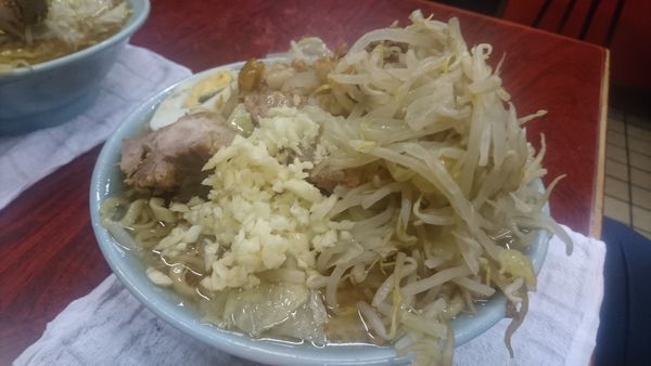 「富士丸ラーメン+豚カス入りアブラ」@ラーメン富士丸 神谷本店の写真