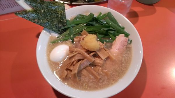 「ラーメン全部のせ」@本格的豚骨そば まりぼの写真