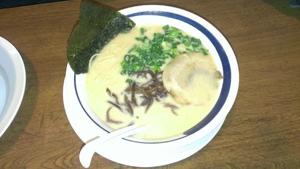 「豚骨ラーメン」@らーめん屋 あじとら 狭山笹井店の写真