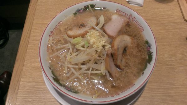 「魚朗ラーメン」@せたが屋 越谷レイクタウン店の写真