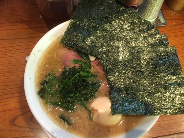 「全部のせラーメン1000円」@横浜家系ラーメン つばさ家 立川店の写真