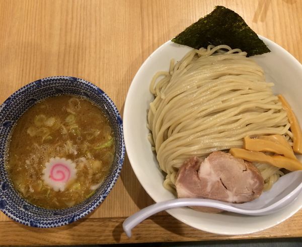 「つけ麺特盛＋チャーシュー」@舎鈴 新宿西口店の写真