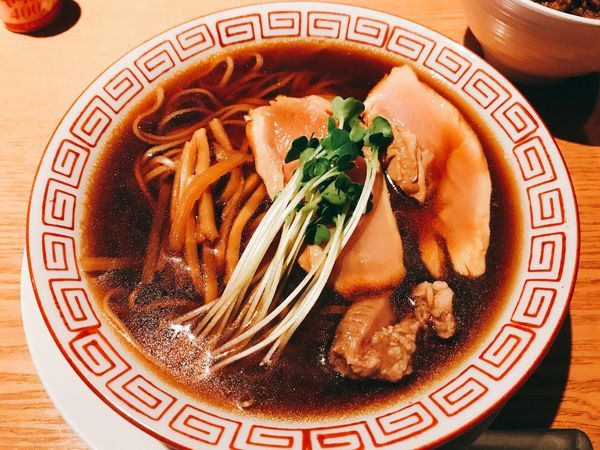 「醤油ラーメン&キーマカレー(ミニ)セット1000円」@食堂酒場 Graciaの写真