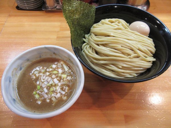 「つけ麺大盛（８７０円）＋味玉１００円」@つけめん・らーめん活龍 荒川沖店の写真