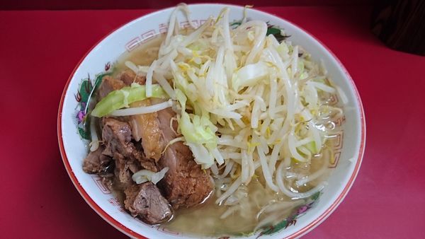 「小ブタ ニンニク」@ラーメン二郎 京急川崎店の写真
