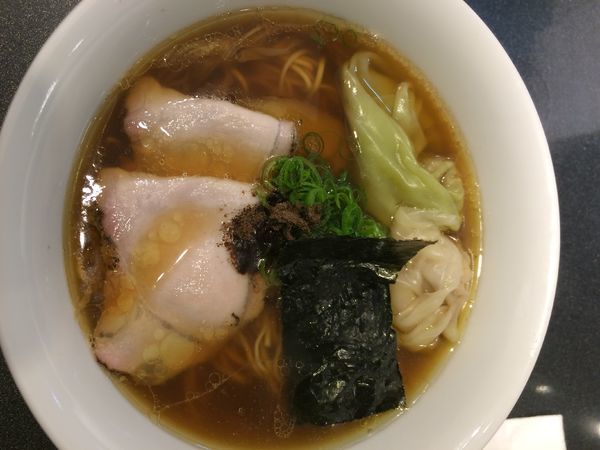 「ワンタン醤油Soba1250円」@Japanese Soba Noodles 蔦の写真