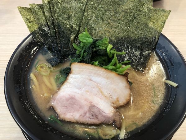 「のり増しらーめん」@横浜家系ラーメン 印西家の写真