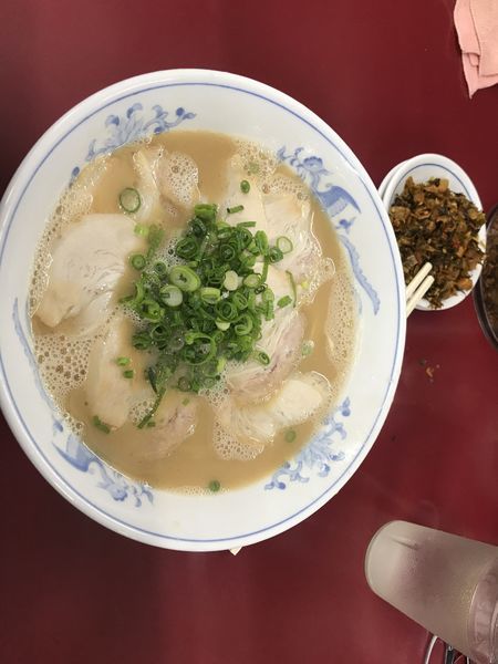 「チャーシュー麺、替玉2」@むらた亭 本店の写真