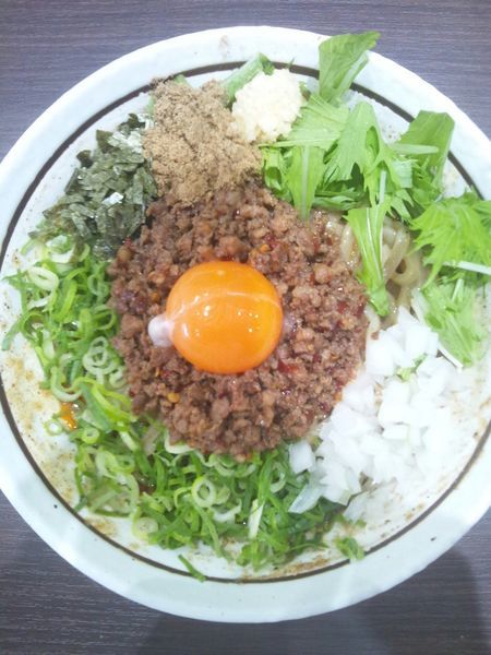 「台湾カレーまぜそば」@担々麵はなび 三好店の写真