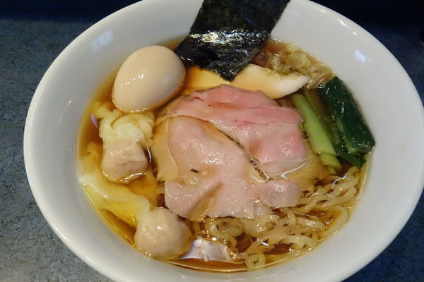 「特製醤油らーめん」@とものもとの写真