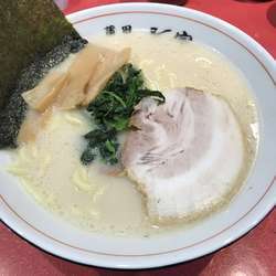 豚骨ラーメン（￥490）