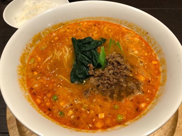 「巨匠のお店の担々麺  850円」@四川Dining&Bar臥龍 創香の写真