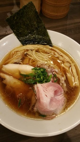 「醤油鶏そば」@自家製麺 鶏冠の写真