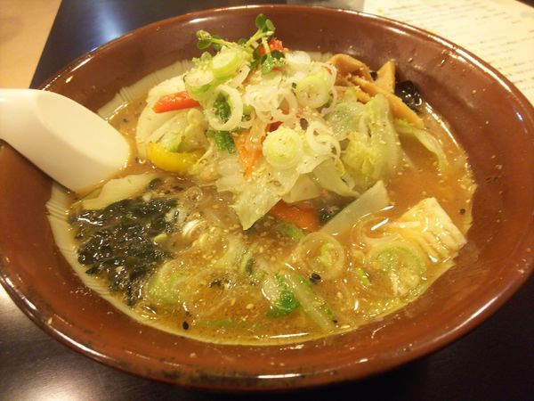 「野菜味噌らーめん750円」@麺屋 十八席の写真