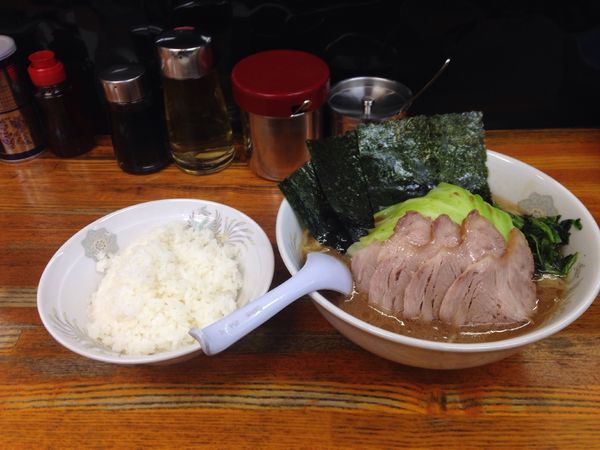 「キャベチャー」@横浜ラーメン厨房 うえむらやの写真