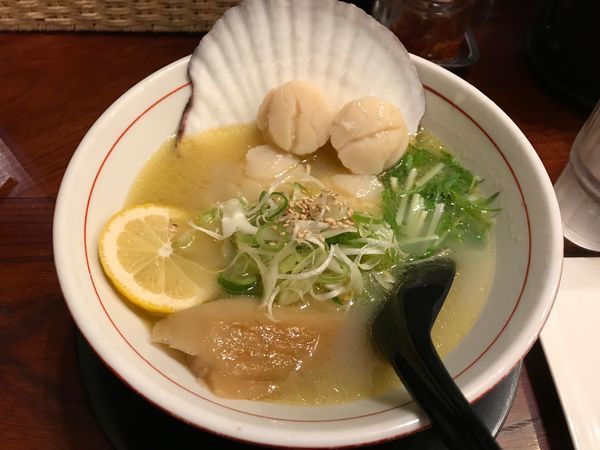 「ホタテ塩らーめん」@麺や 藏人の写真