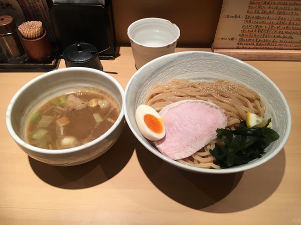 「濃厚塩つけ麺  中盛」@つけ麺 道の写真