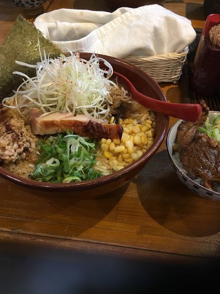 「味噌ラーメン大盛＋ミニオロチ丼」@麺屋 八頭龍 バイパス店の写真