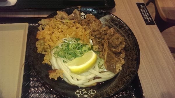 「牛おろしぶっかけうどん、冷、中盛」@はなまるうどん 多摩センター店の写真