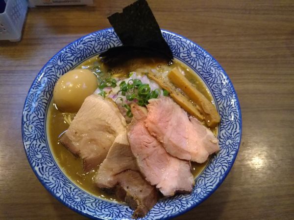 「極上濃厚煮干しそば 大盛」@煮干しつけ麺 宮元の写真