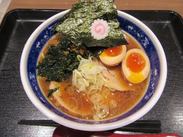 「せたが屋ラーメン（１１００円）」@せたが屋 守谷サービスエリア店の写真
