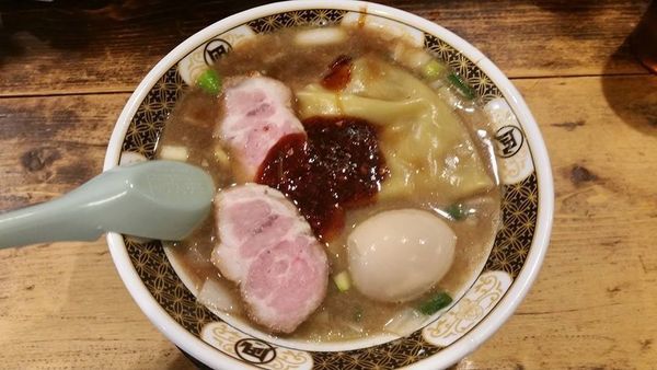 「すごい煮干しラーメン +味玉」@すごい煮干ラーメン凪 渋谷東口店の写真