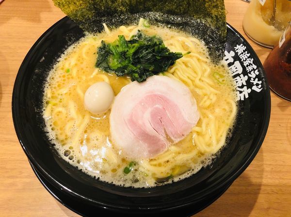 「醤油ラーメン」@丸岡商店 春日井駅前店の写真