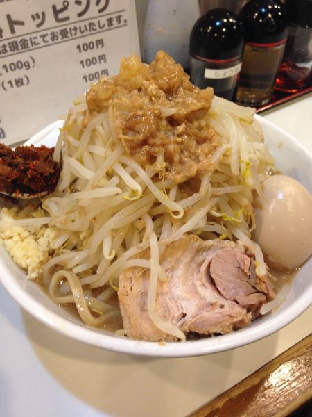 「大ラーメン850円 味玉100円」@麺や ○雄の写真