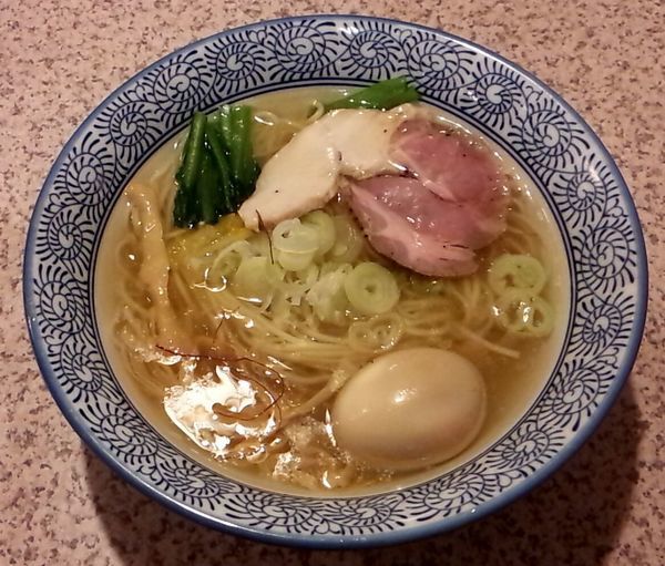 「淡麗味玉塩そば」@麺処 かつ善の写真