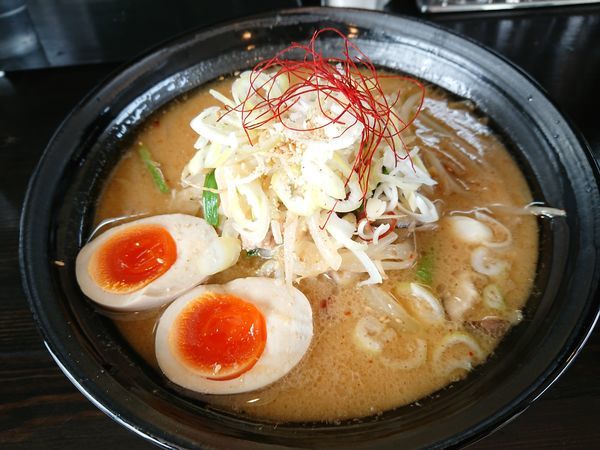 「【限定】みそらーめん850円＋味玉100円」@麺や 笑 ～Sho～の写真