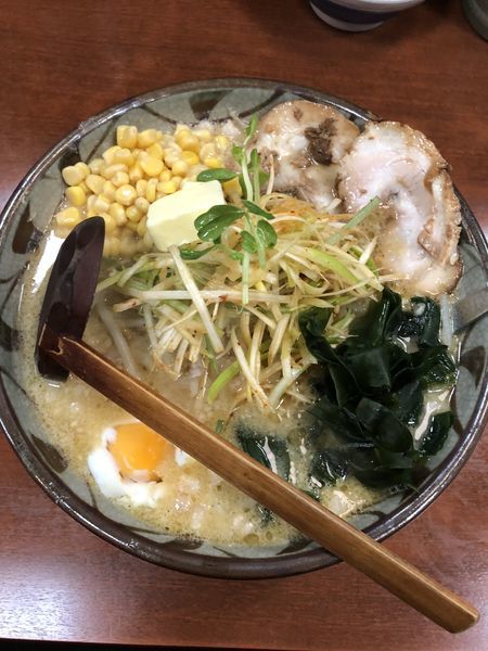 「味噌・太麺・トッピングスタミナ」@味噌一 常盤台店の写真