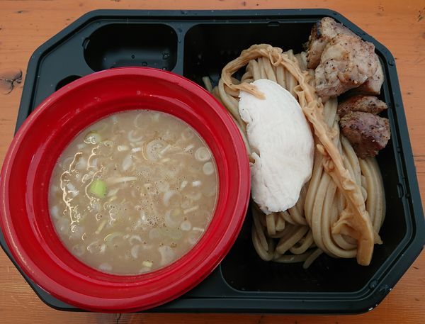 「【特級鶏蕎麦 龍介】W龍介つけそば＋鶏の山椒焼き」@大つけ麺博  10周年特別企画 ラーメン日本一決定戦！！の写真