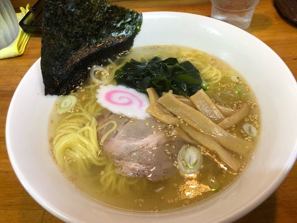 「塩らーめん（細麺）680円」@麺屋 せんりの写真