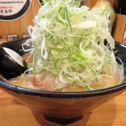 札幌味噌＋ネギ（880円）