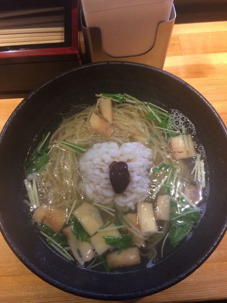 「淡路島由良産 鱧」@ラーメン 巌哲の写真