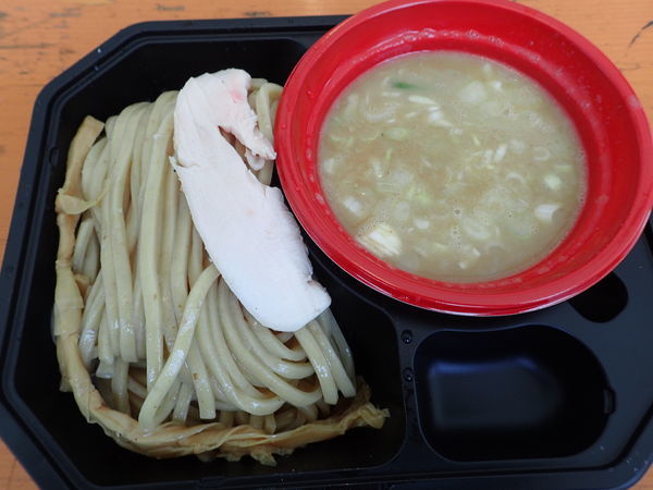 「[特級鶏蕎麦 龍介]　W龍介つけそば」@大つけ麺博  10周年特別企画 ラーメン日本一決定戦！！の写真