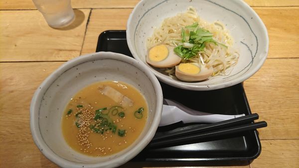 「かぼす風味つけ麺(小盛)800円」@らーめん由○ 浦和パルコ店の写真