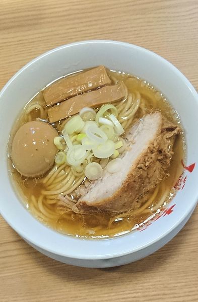 「らーめん macro & 煮玉子」@人類みな麺類の写真