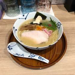 鯛白湯ラーメン塩