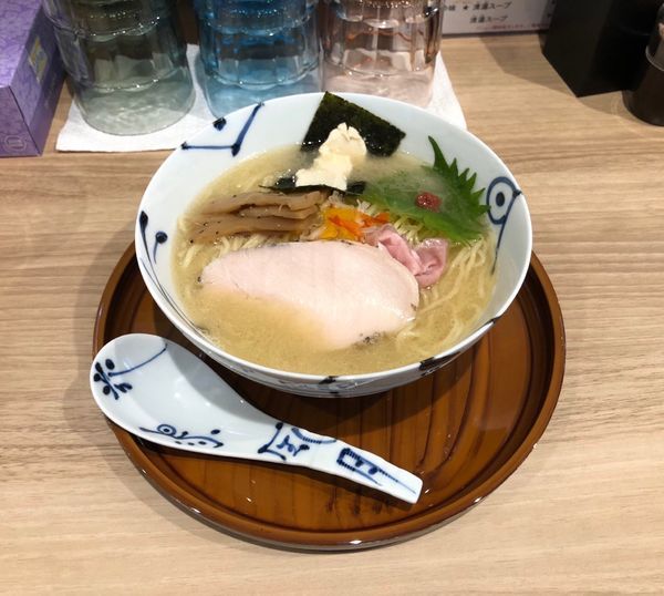 「鯛白湯ラーメン塩」@麺や 空月の写真
