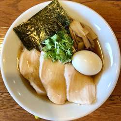 味玉そば (900円)