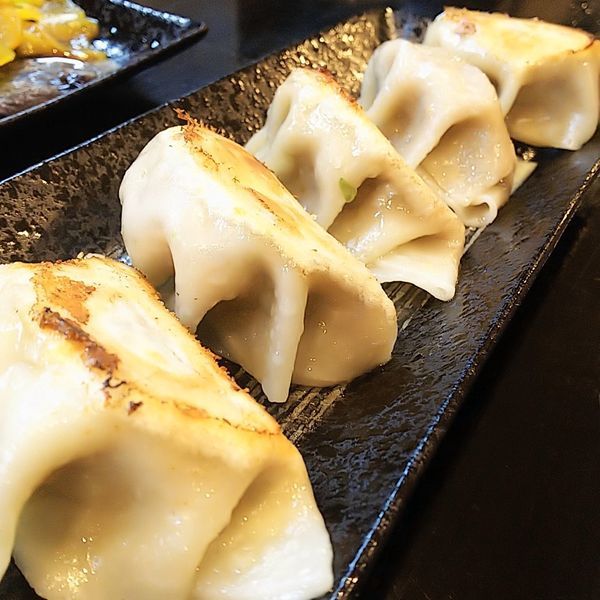 「手作り焼き餃子」@麺や 笑 ～Sho～の写真