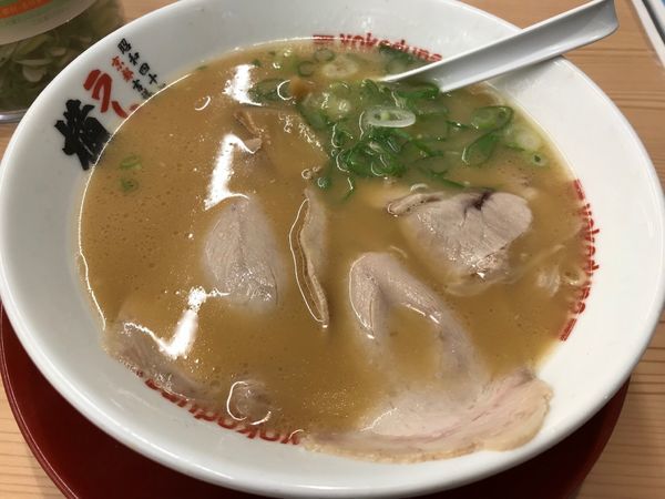 「ラーメン 並 硬め 650円」@ラーメン 横綱 桂五条店の写真